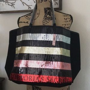 Victoria’s Secret sequins tote bag NWT with Clutch